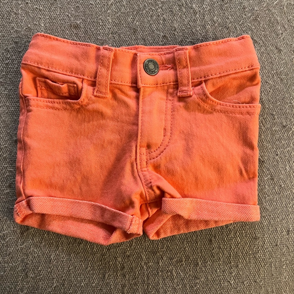 Salmon colored shorts - 3M